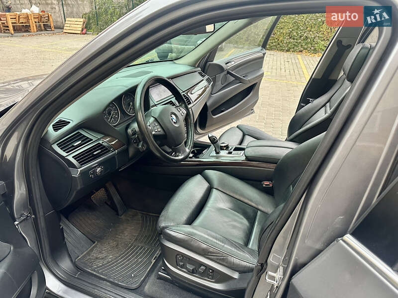 Внедорожник / Кроссовер BMW X5 2009 в Одессе