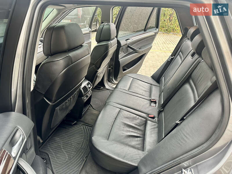 Внедорожник / Кроссовер BMW X5 2009 в Одессе