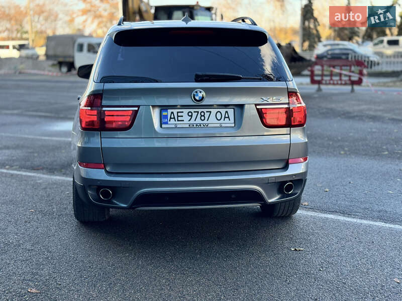 Позашляховик / Кросовер BMW X5 2013 в Дніпрі