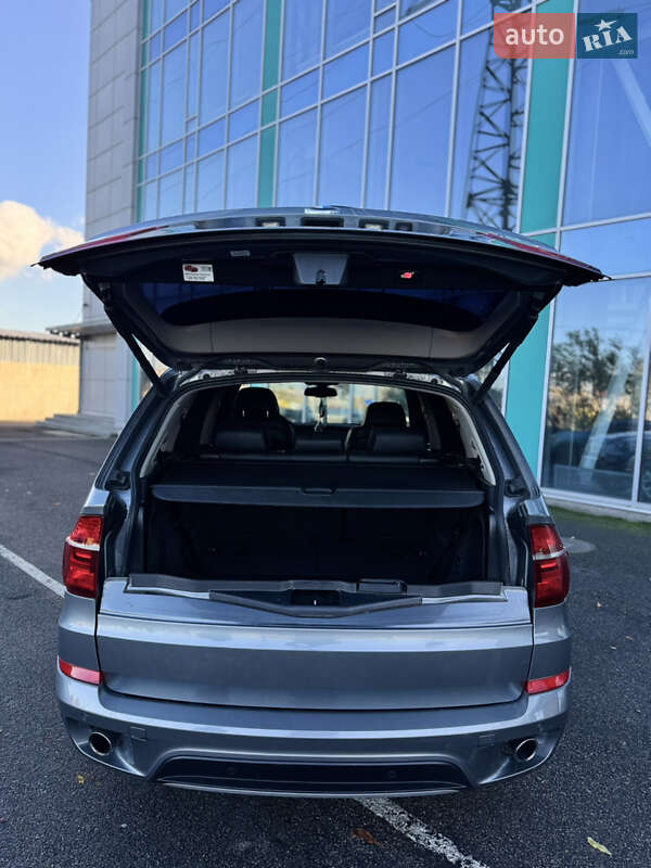 Позашляховик / Кросовер BMW X5 2013 в Дніпрі