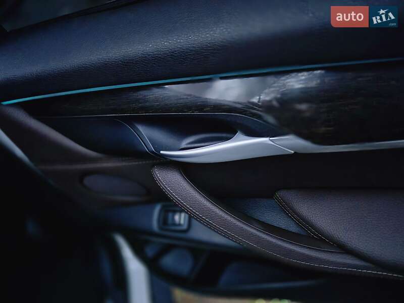 Позашляховик / Кросовер BMW X5 2017 в Вознесенську