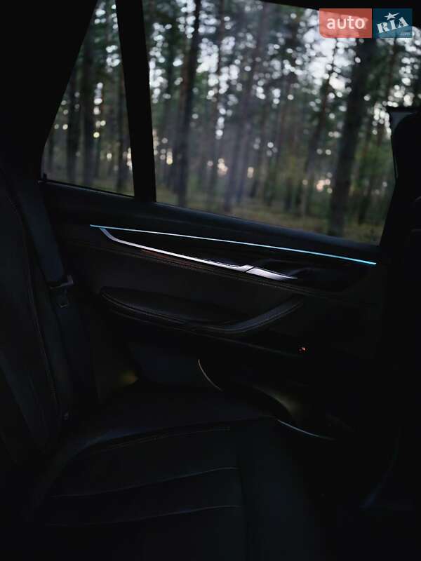 Позашляховик / Кросовер BMW X5 2017 в Вознесенську