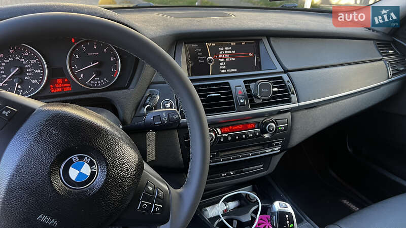 Внедорожник / Кроссовер BMW X5 2012 в Львове