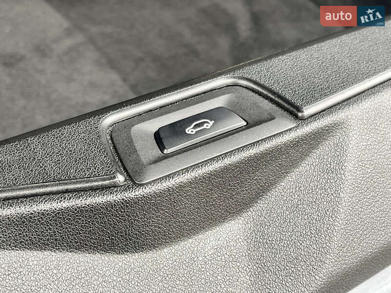 Внедорожник / Кроссовер BMW X5 2019 в Киеве