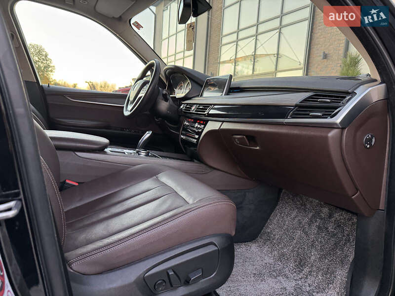 Внедорожник / Кроссовер BMW X5 2016 в Мукачево