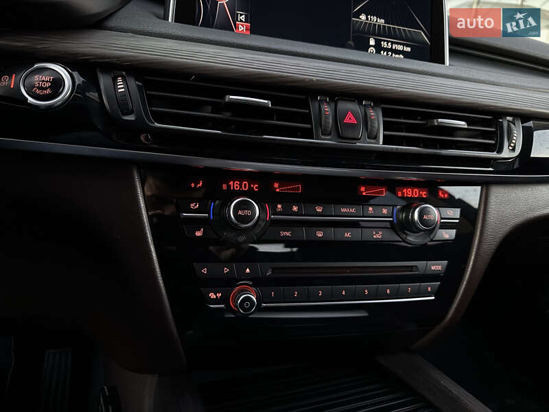 Внедорожник / Кроссовер BMW X5 2016 в Мукачево