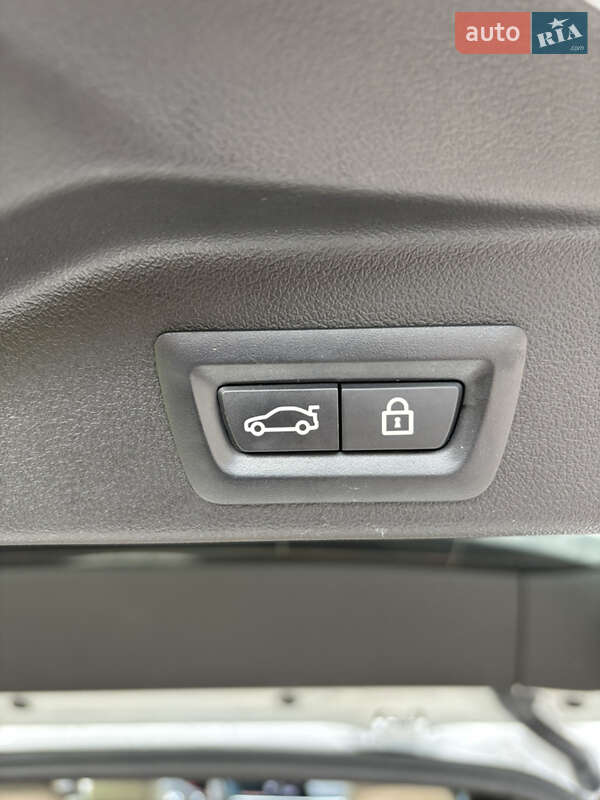 Внедорожник / Кроссовер BMW X5 2019 в Киеве