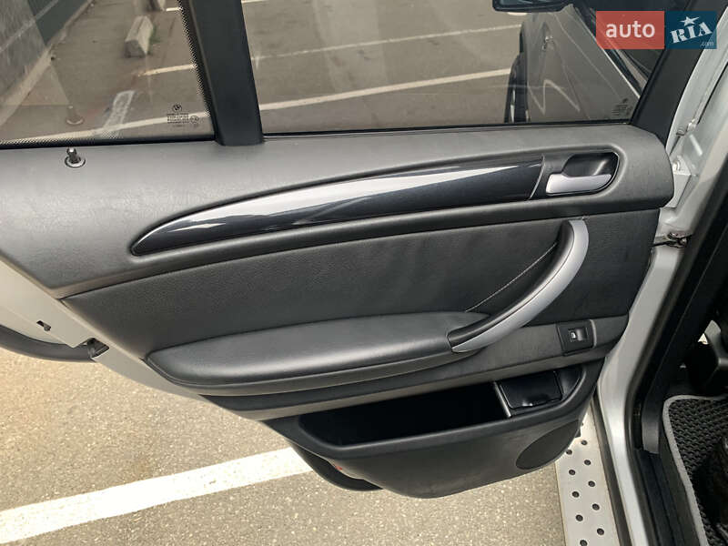 Внедорожник / Кроссовер BMW X5 2006 в Киеве