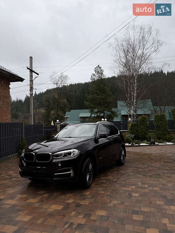 Внедорожник / Кроссовер BMW X5 2015 в Яблунице