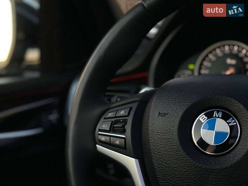 Позашляховик / Кросовер BMW X5 2017 в Львові