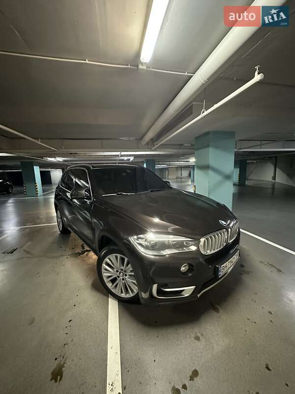 Внедорожник / Кроссовер BMW X5 2015 в Одессе