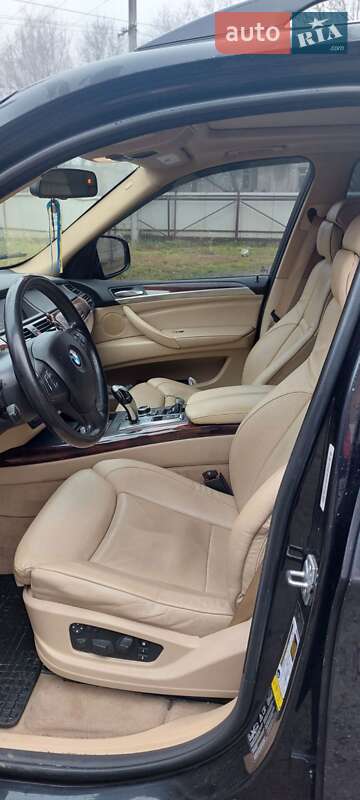 Внедорожник / Кроссовер BMW X5 2012 в Снятине