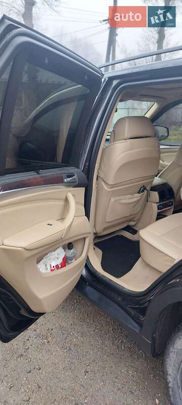 Внедорожник / Кроссовер BMW X5 2012 в Снятине