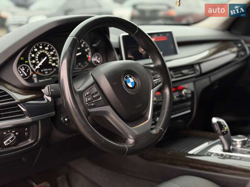 Внедорожник / Кроссовер BMW X5 2015 в Кривом Роге