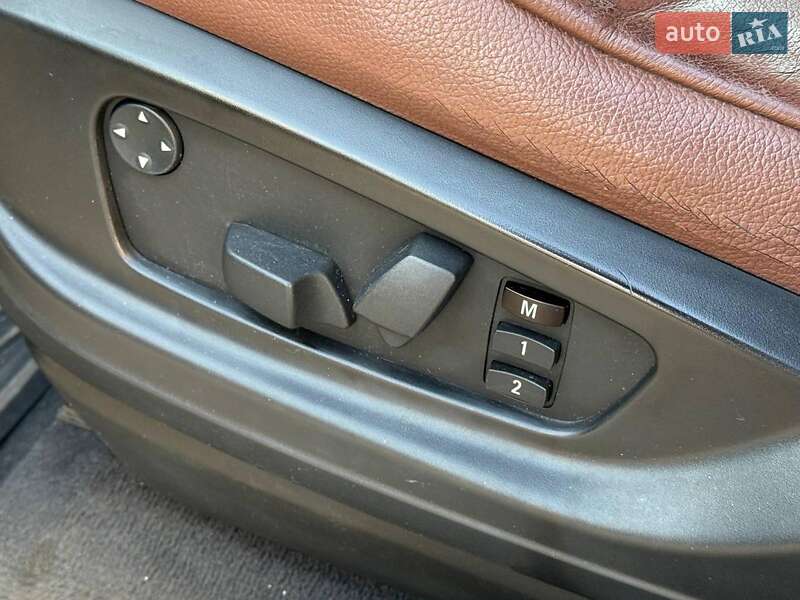 Внедорожник / Кроссовер BMW X5 2011 в Одессе