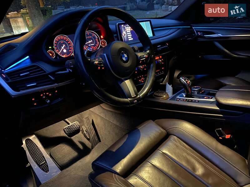 Внедорожник / Кроссовер BMW X5 2016 в Львове