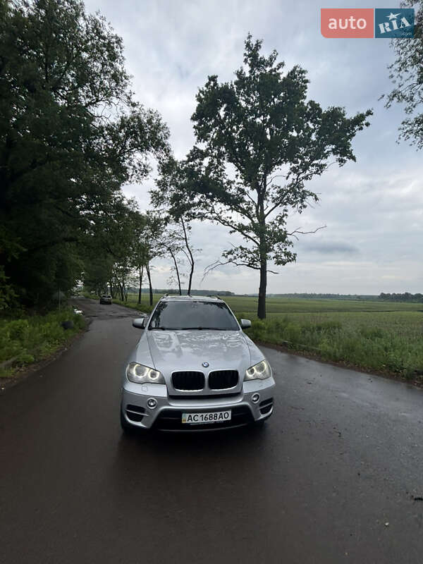 BMW X5 2010 BMW X5 2010
