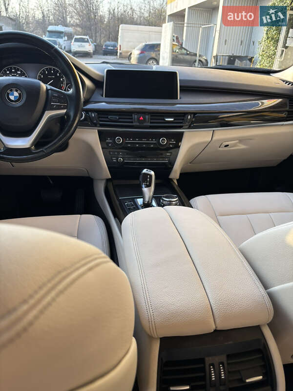 Внедорожник / Кроссовер BMW X5 2016 в Кривом Роге