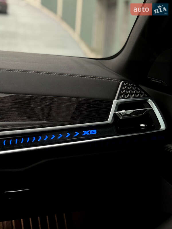 Внедорожник / Кроссовер BMW X5 2024 в Днепре