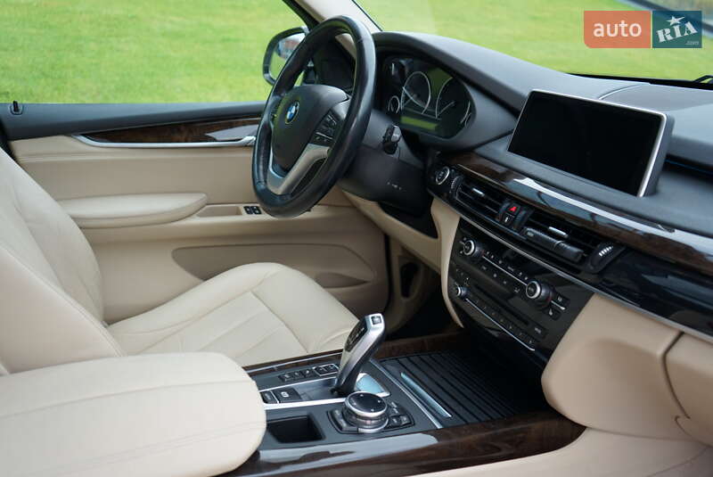 Внедорожник / Кроссовер BMW X5 2014 в Киеве