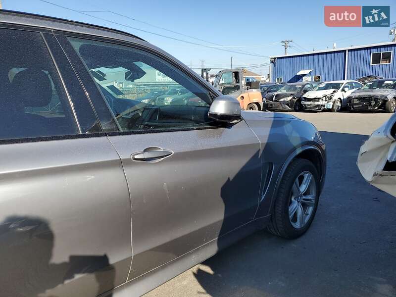 Внедорожник / Кроссовер BMW X5 2014 в Коростене