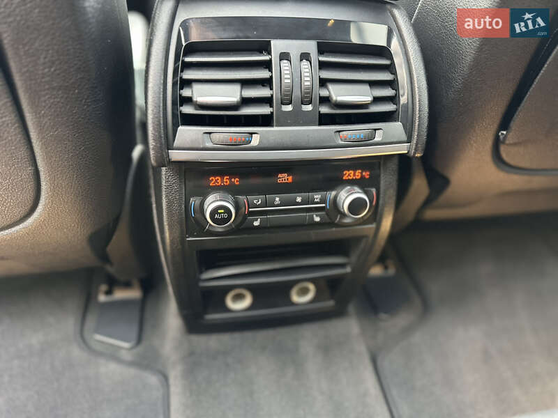 Внедорожник / Кроссовер BMW X5 2015 в Киеве