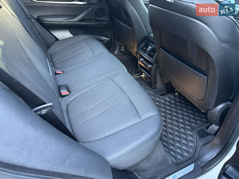 Внедорожник / Кроссовер BMW X5 2017 в Никополе