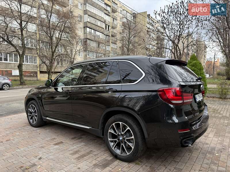 Внедорожник / Кроссовер BMW X5 2016 в Киеве