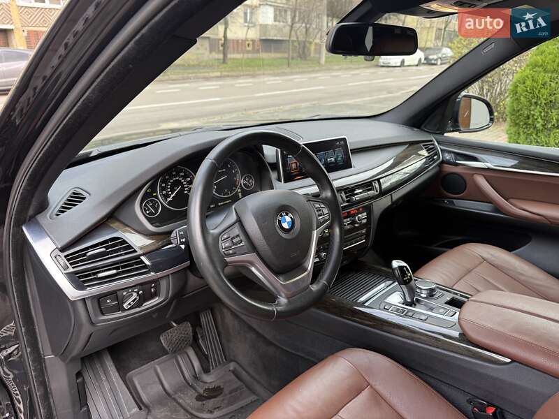 Внедорожник / Кроссовер BMW X5 2016 в Киеве
