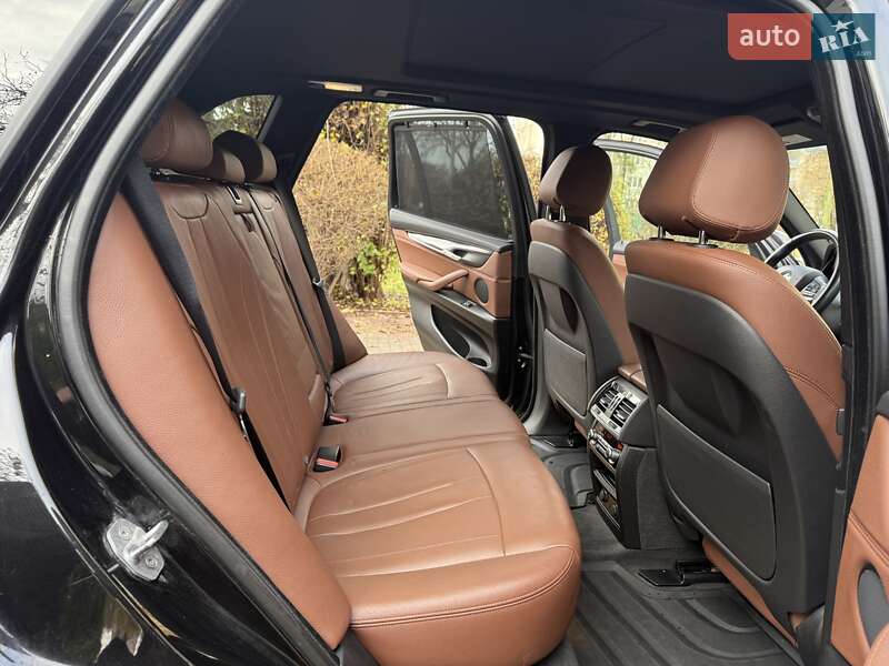 Внедорожник / Кроссовер BMW X5 2016 в Киеве