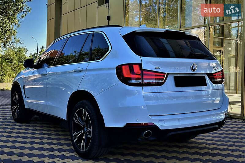 Внедорожник / Кроссовер BMW X5 2017 в Одессе