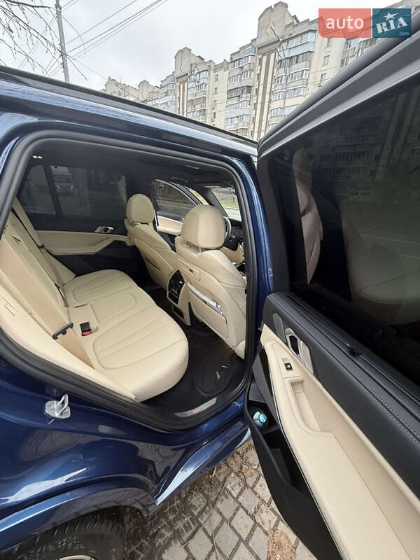 Внедорожник / Кроссовер BMW X5 2020 в Киеве