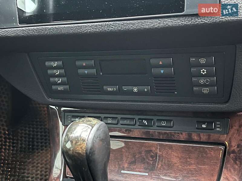 Внедорожник / Кроссовер BMW X5 2006 в Киеве