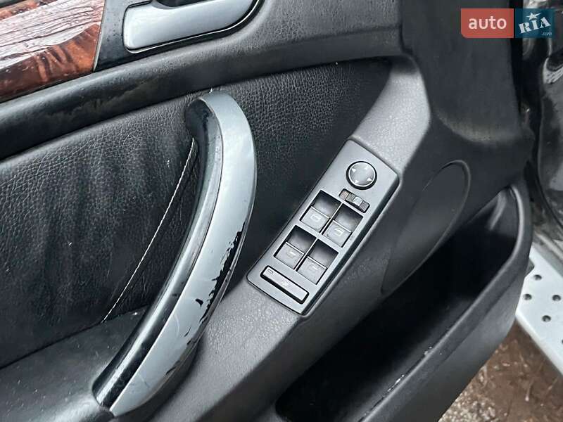 Внедорожник / Кроссовер BMW X5 2006 в Киеве