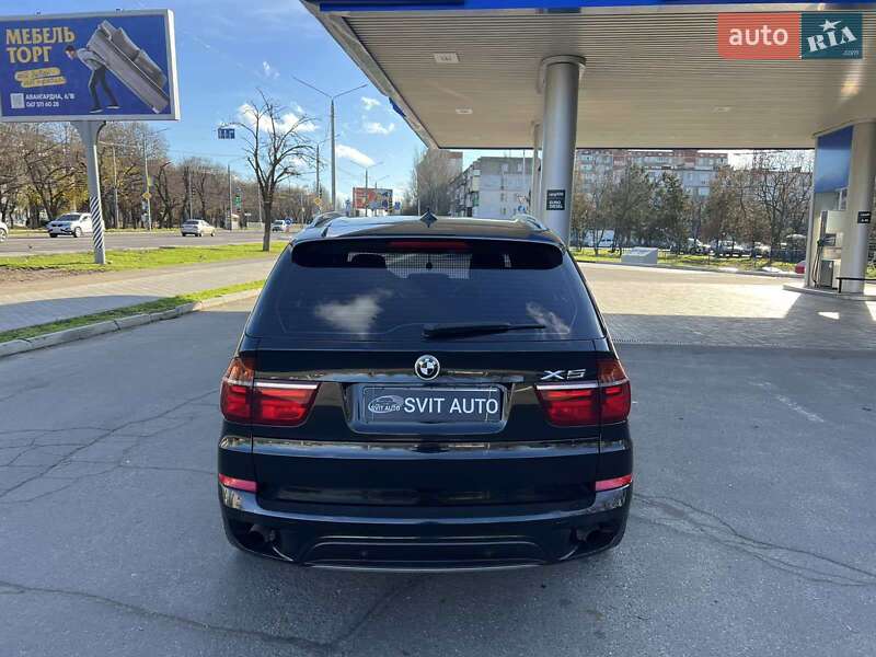 Внедорожник / Кроссовер BMW X5 2011 в Николаеве