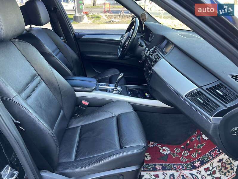 Внедорожник / Кроссовер BMW X5 2011 в Николаеве