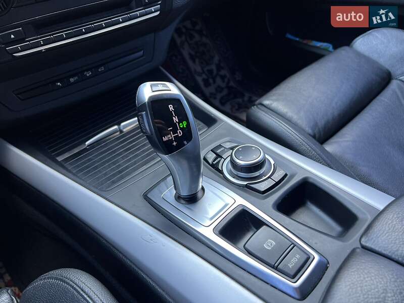 Внедорожник / Кроссовер BMW X5 2011 в Николаеве