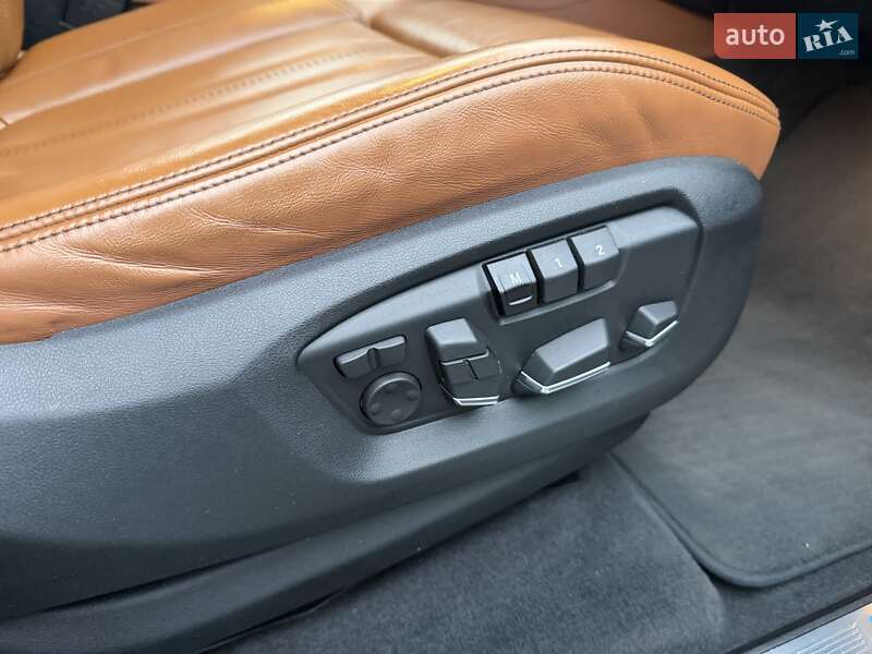 Внедорожник / Кроссовер BMW X5 2014 в Луцке