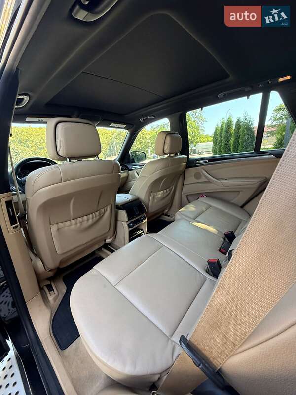 Внедорожник / Кроссовер BMW X5 2011 в Теребовле