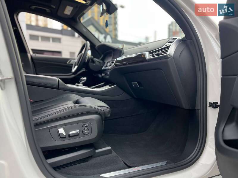 Внедорожник / Кроссовер BMW X5 2019 в Одессе