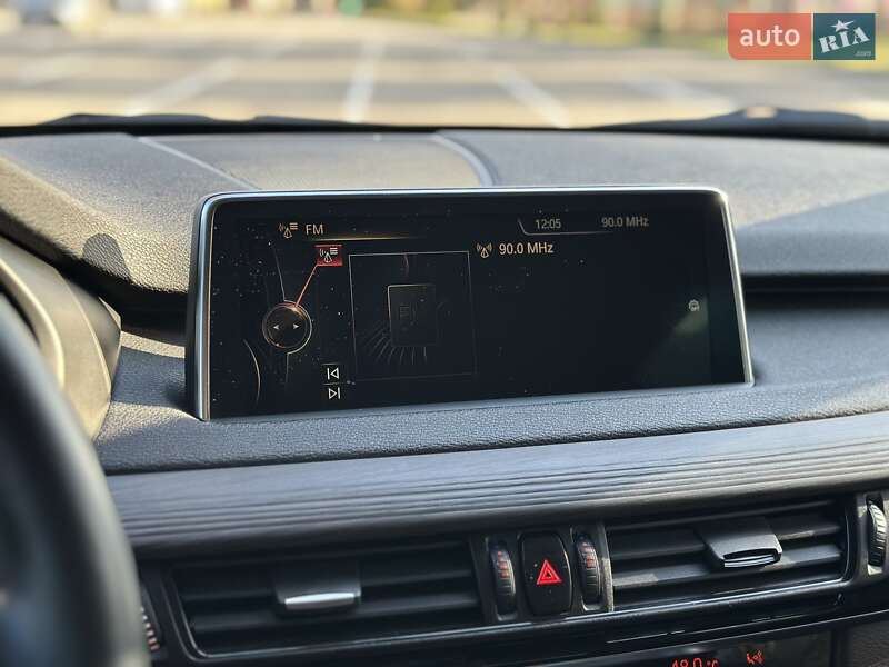 Позашляховик / Кросовер BMW X5 2016 в Харкові