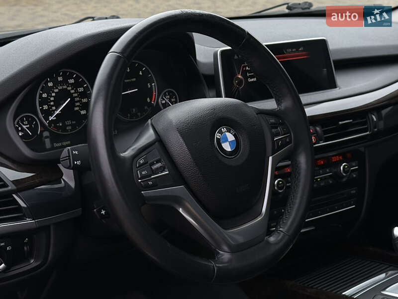 Внедорожник / Кроссовер BMW X5 2016 в Тернополе