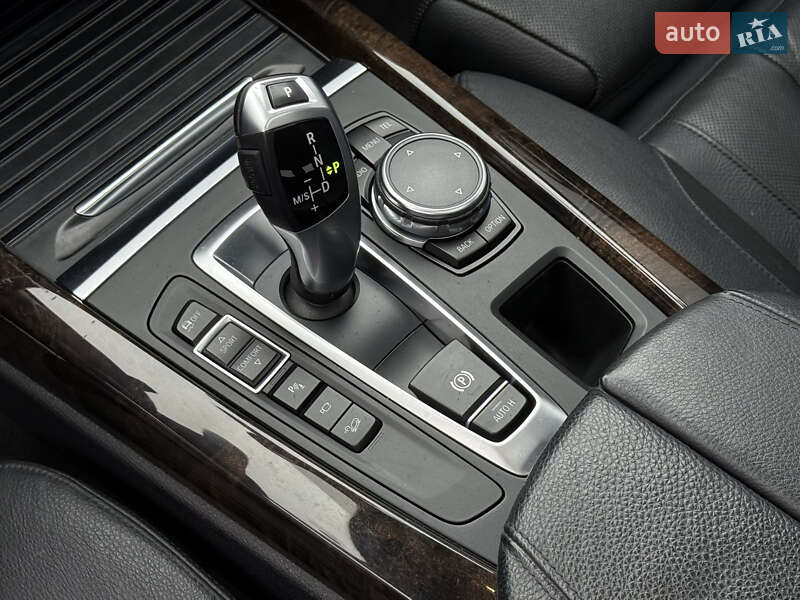 Внедорожник / Кроссовер BMW X5 2016 в Тернополе