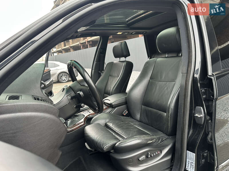 Внедорожник / Кроссовер BMW X5 2004 в Днепре