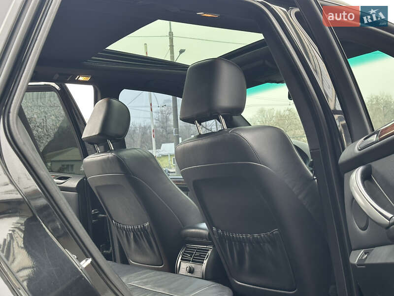 Внедорожник / Кроссовер BMW X5 2004 в Днепре