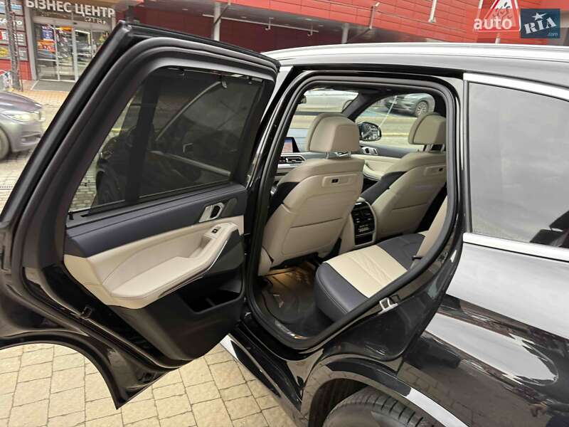 Внедорожник / Кроссовер BMW X5 2020 в Львове