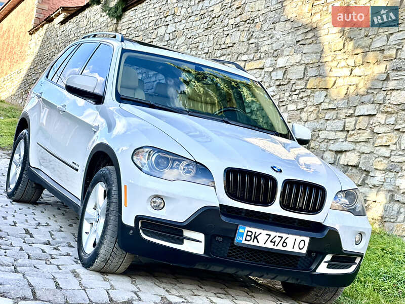 Внедорожник / Кроссовер BMW X5 2010 в Каменец-Подольском