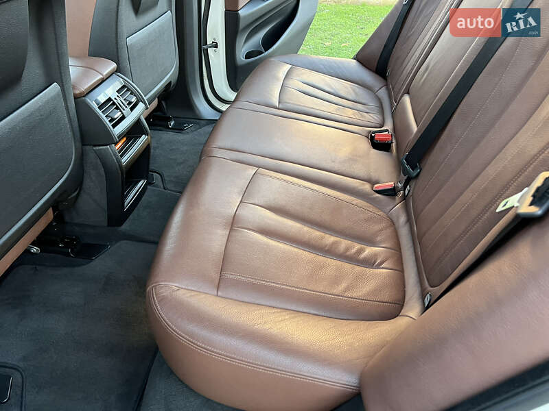 Внедорожник / Кроссовер BMW X5 2014 в Одессе