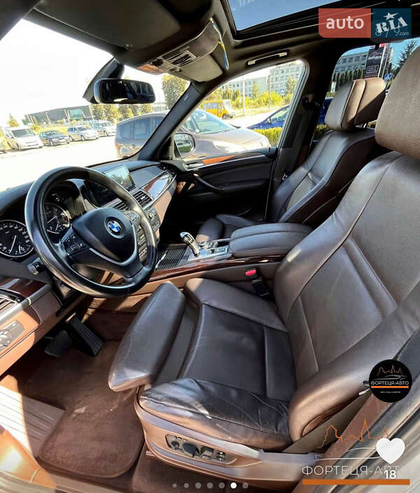 Внедорожник / Кроссовер BMW X5 2011 в Каменец-Подольском
