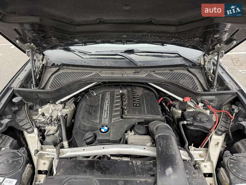Внедорожник / Кроссовер BMW X5 2014 в Киеве